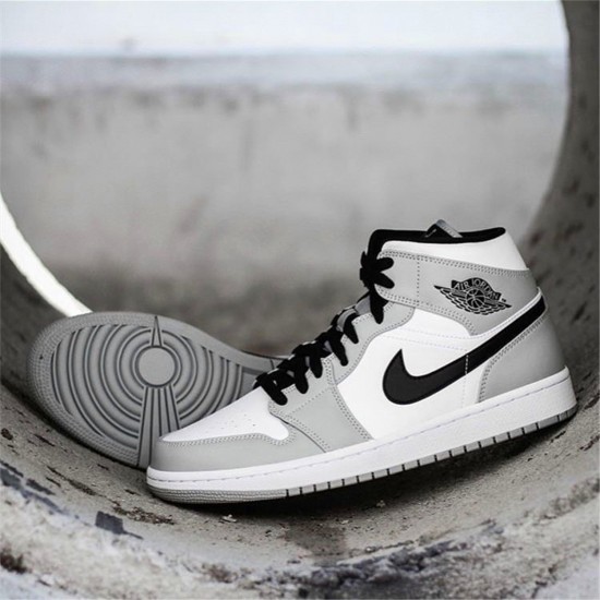 Nike Jordan 1 Mid "Light Smoke Grey" Černá Bílý 554724 092 AJ1 Tenisky A Boty